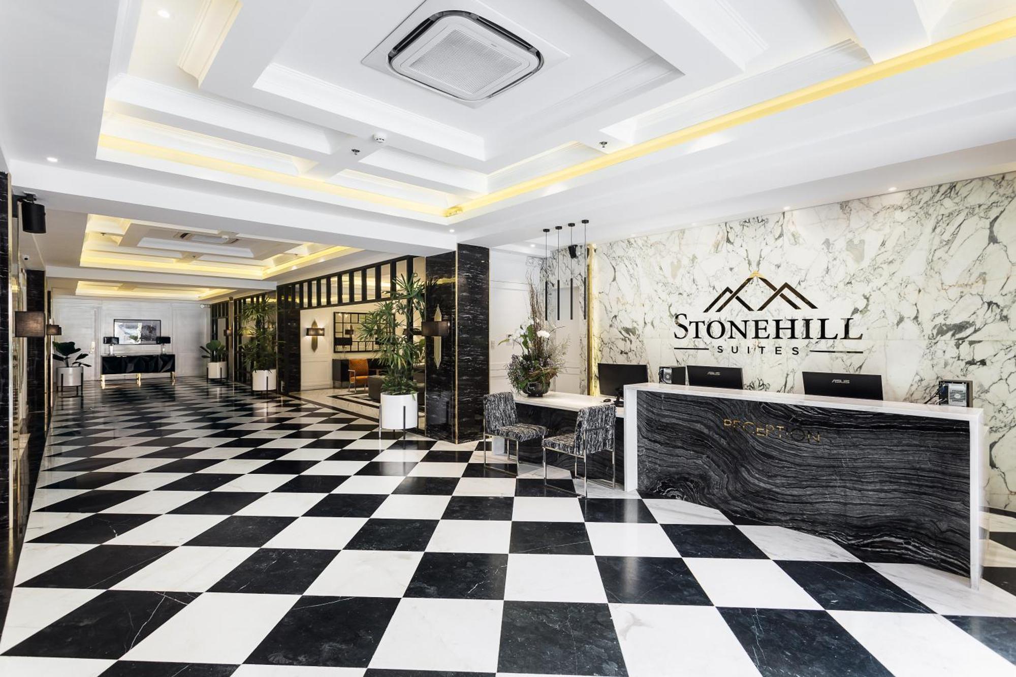 Stonehill Suites Bacolod Exterior photo